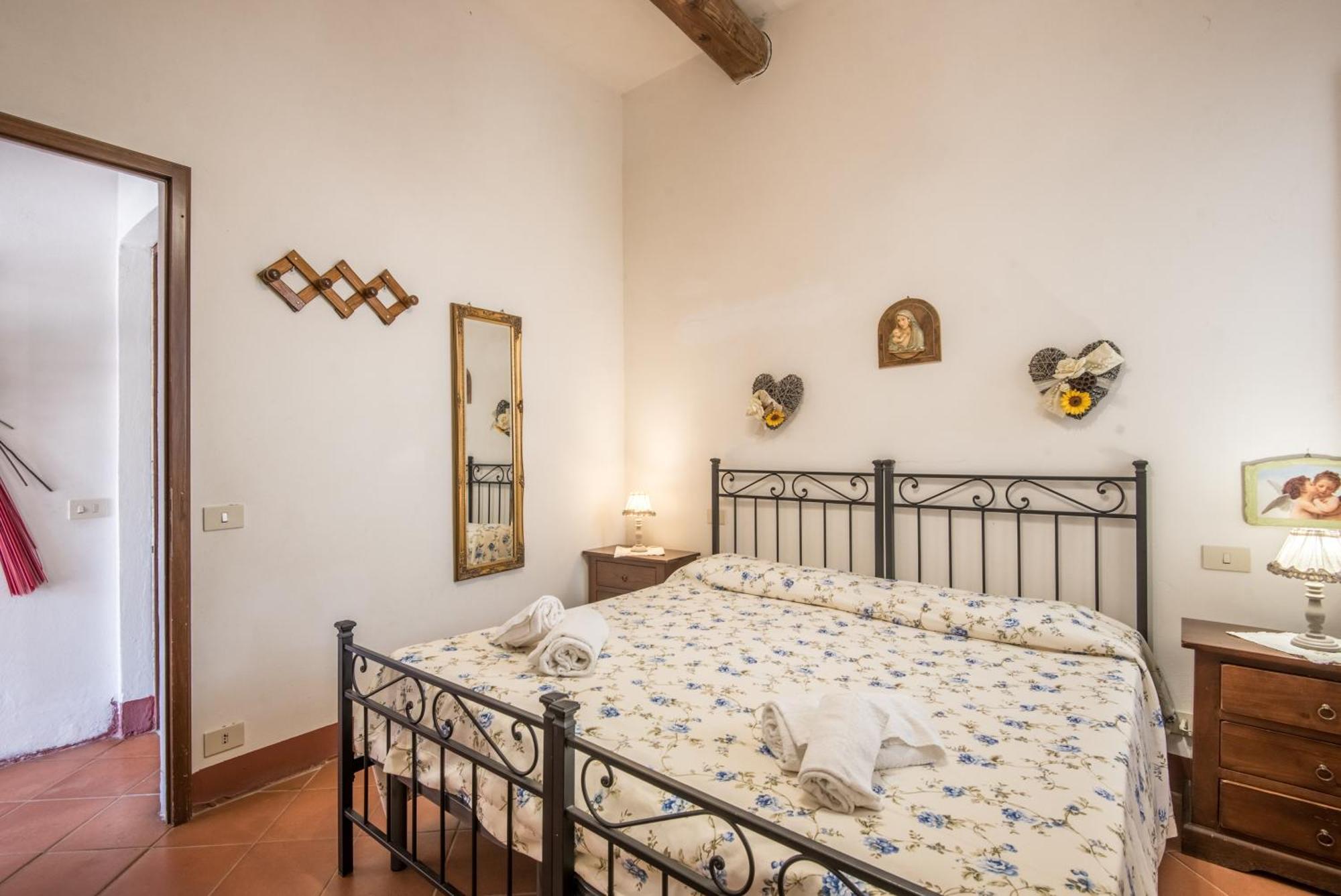 Poggio Primo - Trilocale Carlotta Villa กาสติลิออน ฟิบอคคี ภายนอก รูปภาพ